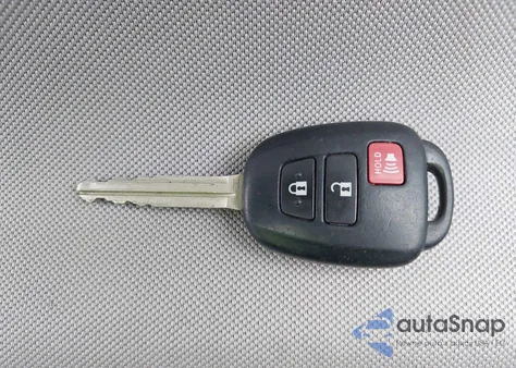 2015 Toyota Rav4 Xle z USA, uszkodzony, nr VIN 2T3RFREV2FW261567